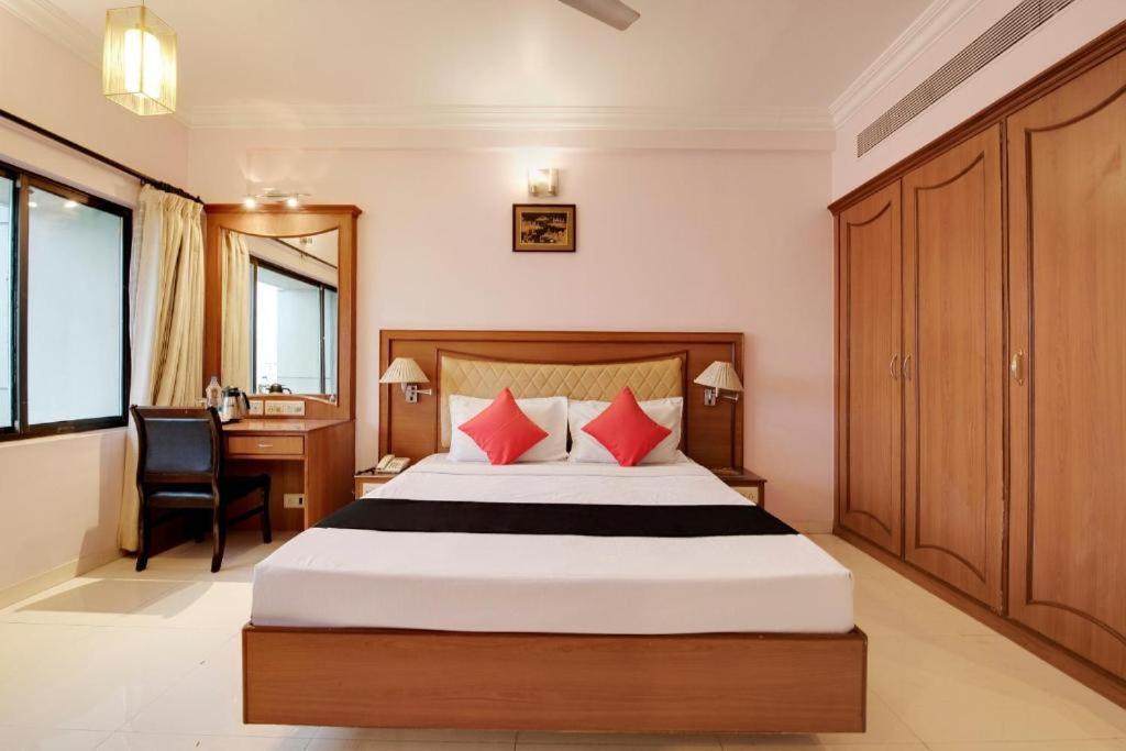 Hotel Devi Tower Salem Esterno foto