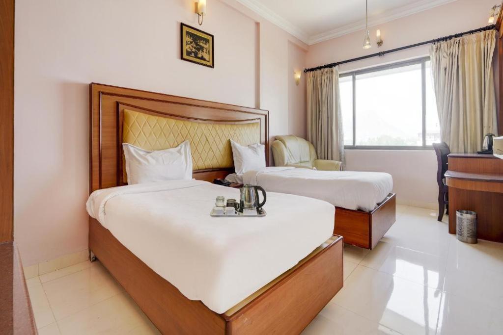 Hotel Devi Tower Salem Esterno foto