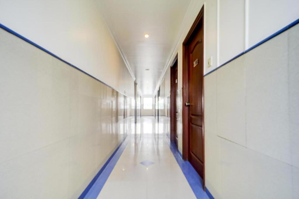 Hotel Devi Tower Salem Esterno foto